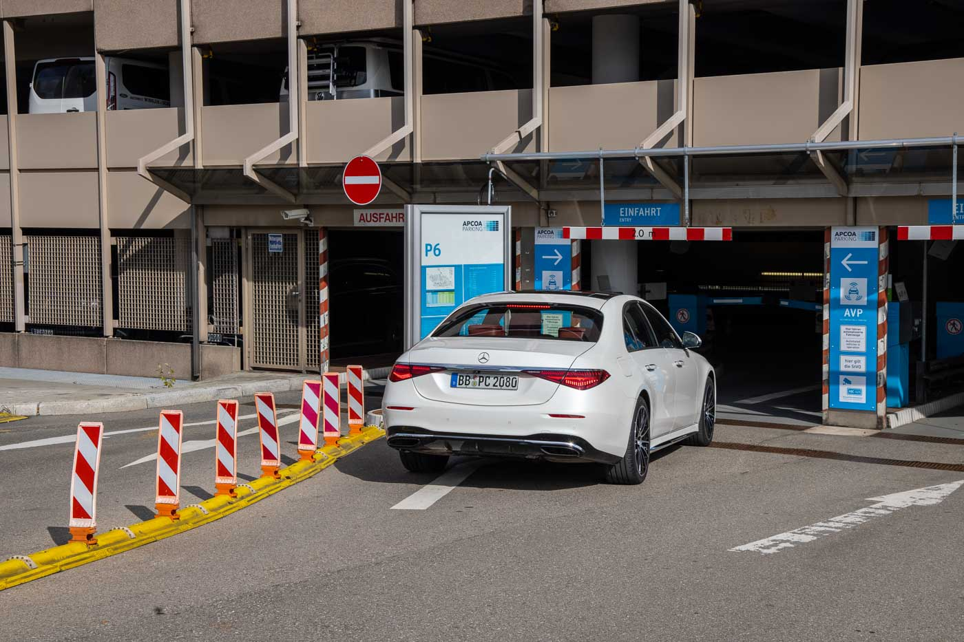 First-Class Parking: Valet Services at Stuttgart Airport