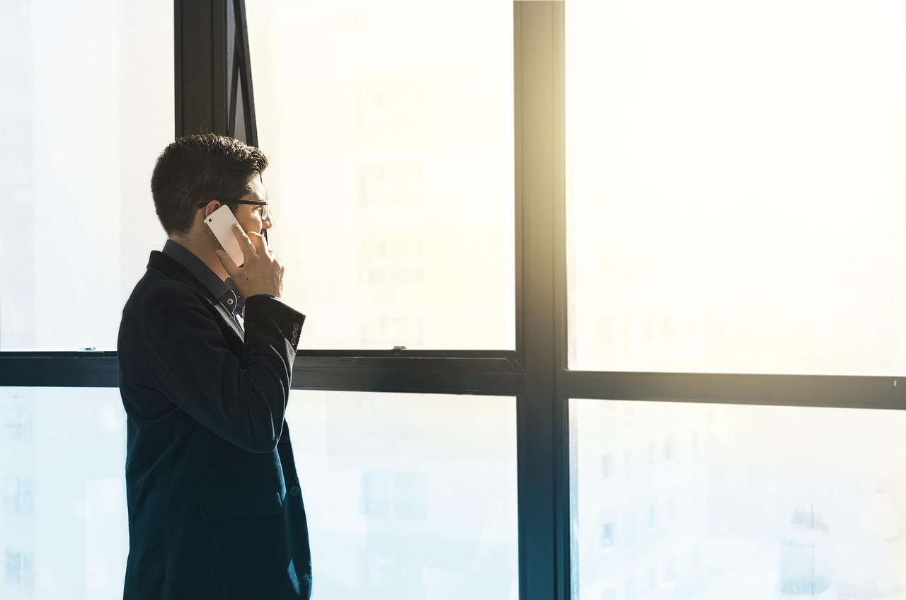The Advantages of Using USA SMS Online Services