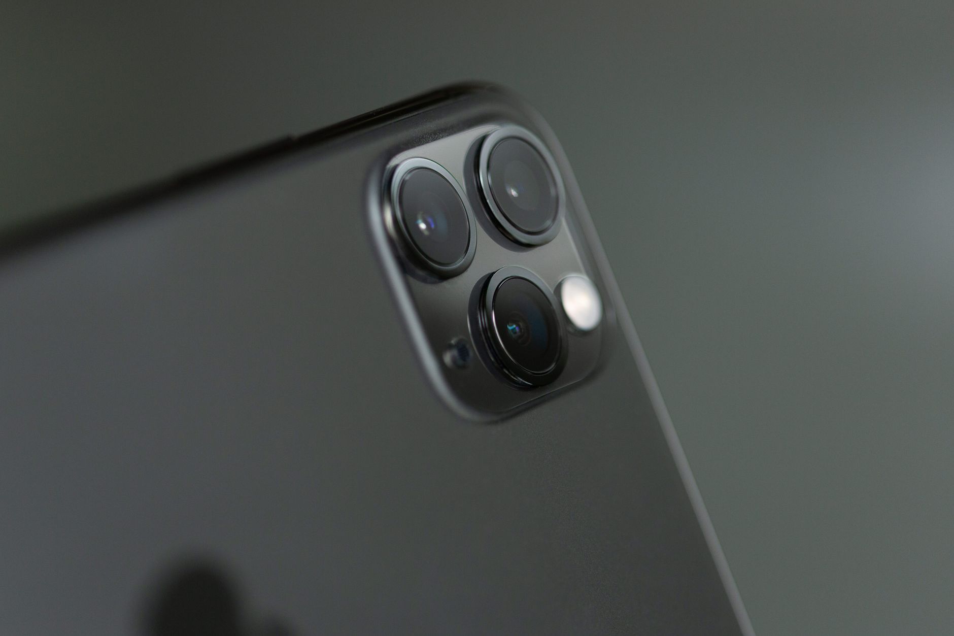 Oppo Find X10 Pro Max: The Best Proven Smartphone