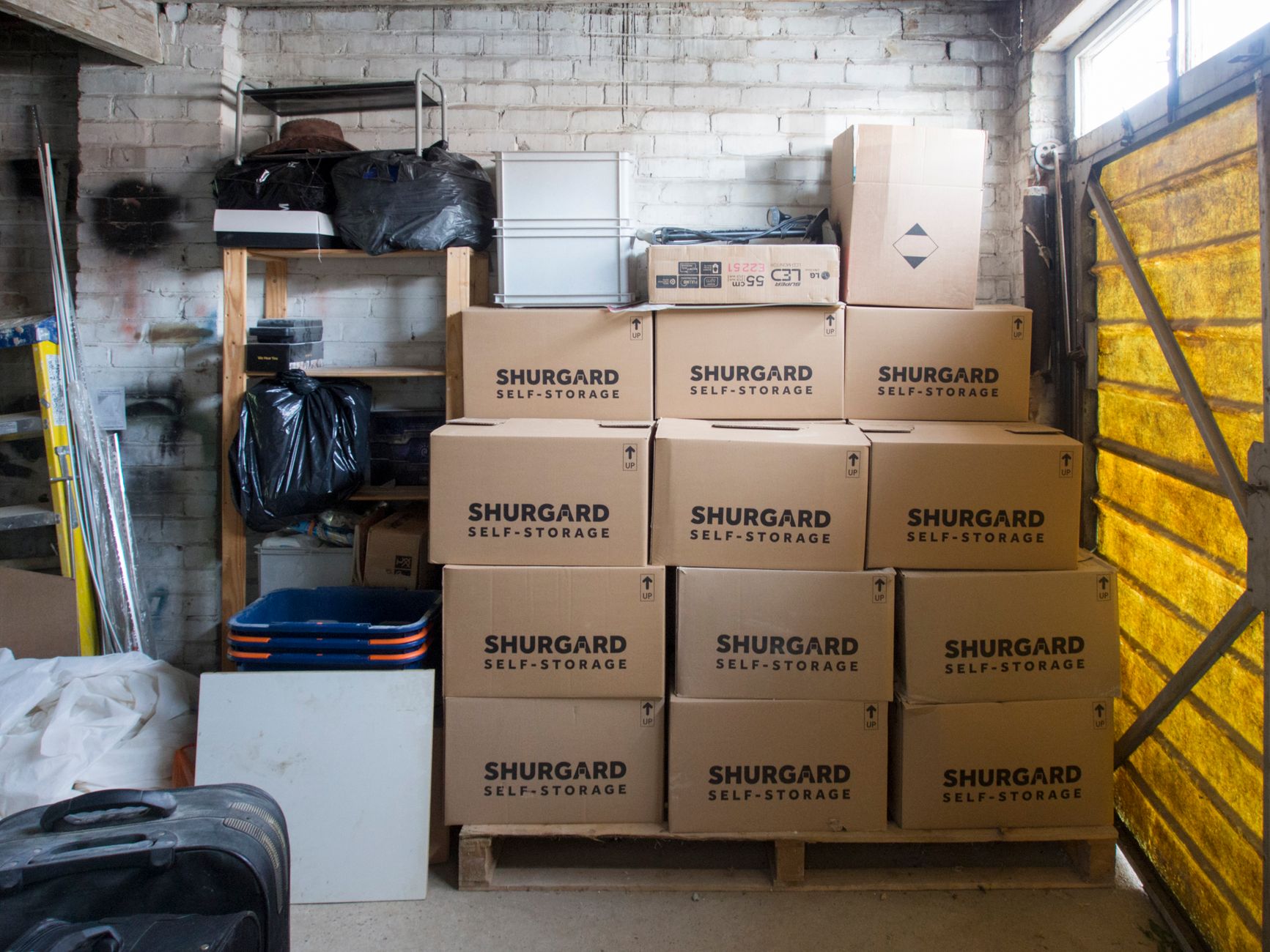 Private Storage Options for Valuable Items During Major Life Transitions